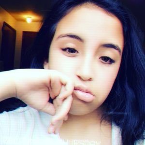 Meet your Posher, Celayna